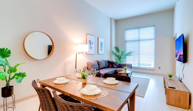 Convenient Apartment Near Major Sights