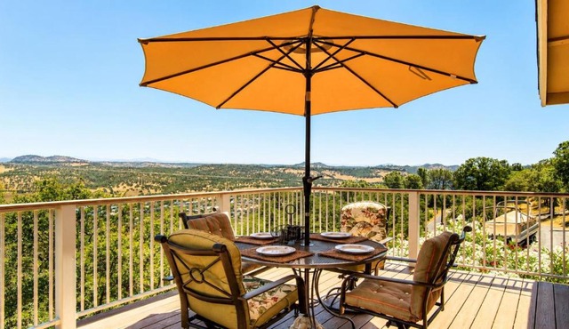 Copperopolis Home - Lake Access & Mtn Views