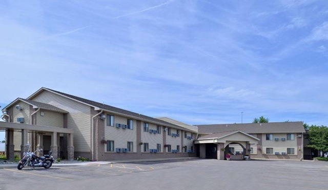 Cottonwood Inn and Conference Center