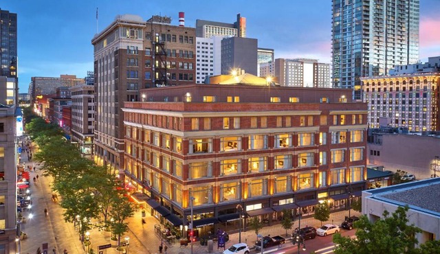 Courtyard by Marriott Denver Downtown