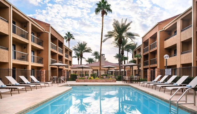 Courtyard by Marriott Las Vegas Convention Center