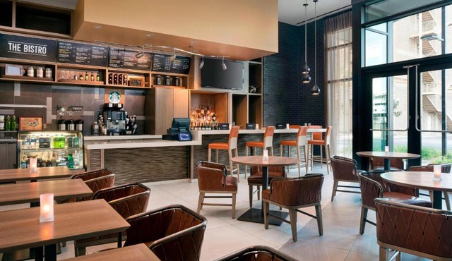 Courtyard by Marriott Phoenix Downtown