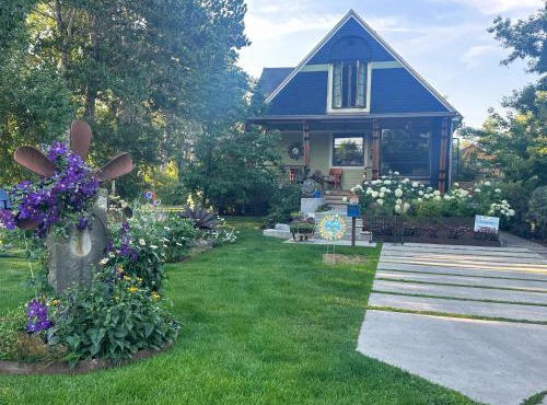 Coveted Creekside Setting, Near Downtown And Bogert Park