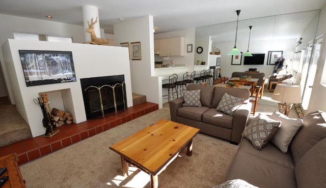 Cozy 1 Bedroom East Vail Condo #2C. Shuttle, Hot Tub, and Market on Site.