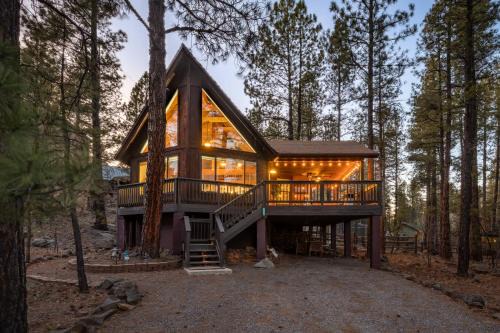 Cozy Chalet in the Pines