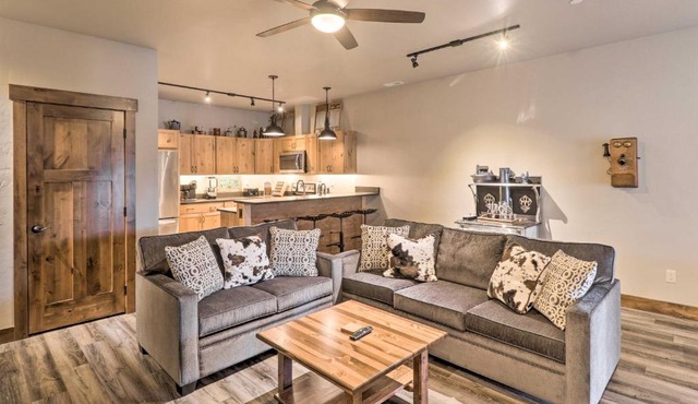 Cozy Columbia Falls Condo w/Private Balcony!