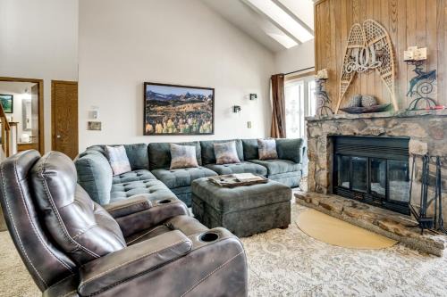 Cozy Condo w/Balcony & Mtn View in Silverthorne!