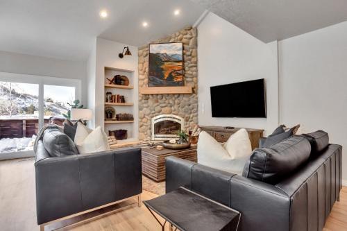 Cozy Cottonwood Canyon Condo