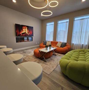 Cozy Modern house with Fireplace, Park city