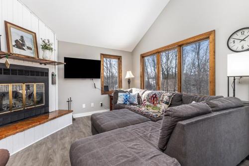 Cozy Retreat at Farmstead