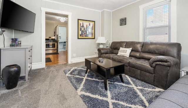 Cutest Nibley Park Bungalow