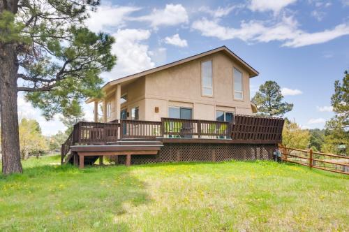 Deck & Fire Pit: Pagosa Springs Home!