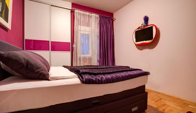 Delta City Rooms