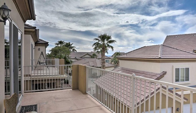 Desert Condo w/Pool ~ 3 Miles to Colorado River!