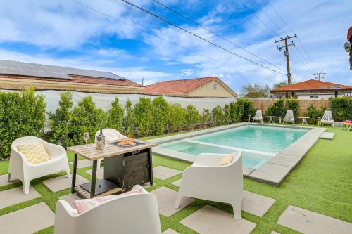 Desert Hot Springs Home w/Pool & Gas Grill!
