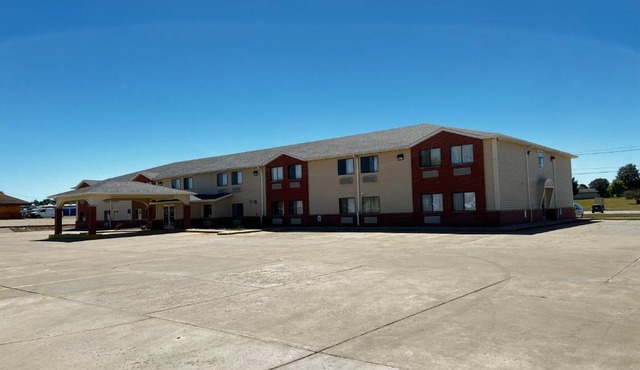 Designer Inn and Suites
