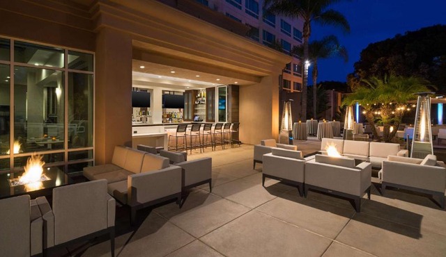 DoubleTree by Hilton San Diego Del Mar