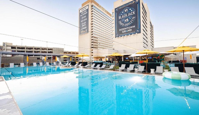 Downtown Grand Hotel & Casino