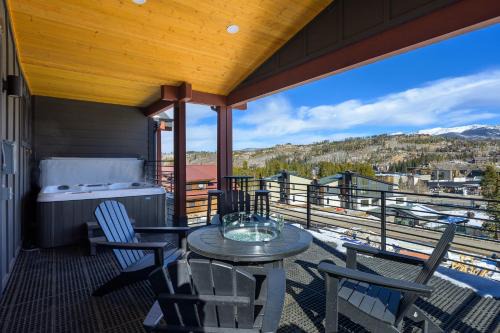 Downtown WP Villa 145 I Private Hot Tub I Great Views I Bunk Room I Activity Program