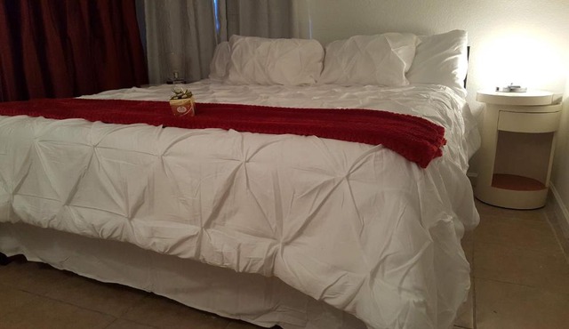 Dream King Bed-2BD-12 min to Strip