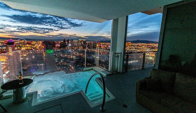 Dream Penthouse at Palms Place