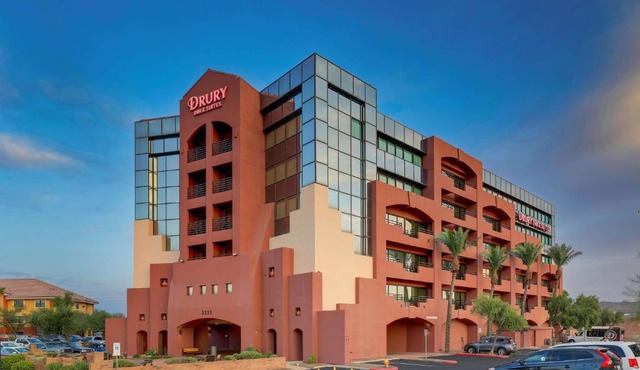 Drury Inn & Suites Phoenix Airport