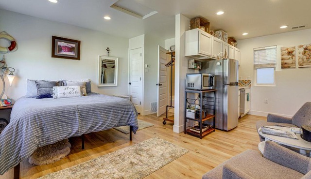 Dtwn Walkability! Grand Junction Couple's Retreat