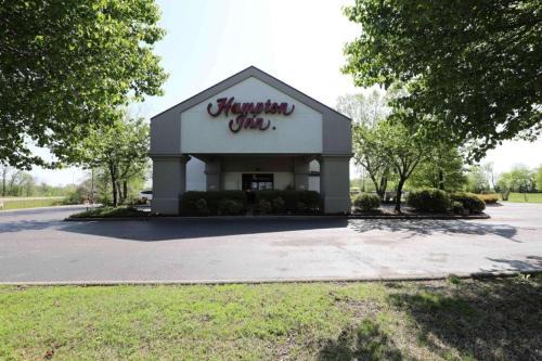Dyersburg Hotel