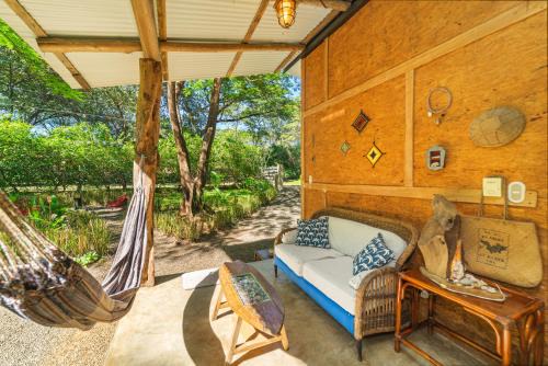 El Chic Shack, Authentic Cabin walk to Negra