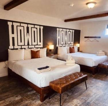 Elk Antler Inn