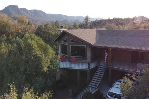 'Elkwood Lodge' Cabin w/Hot Tub in Star Valley!