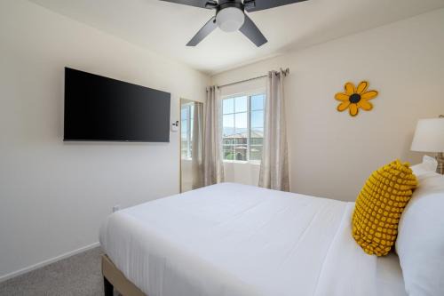 Entertainers Paradise Luxe Pool With Game Room[Free Spa Heating + Early Check-In]