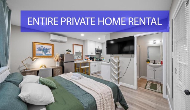 Entire Private Studio with 1 King Bed, Full Kitchen, Gated Yard, Available Now