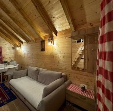 Etno house