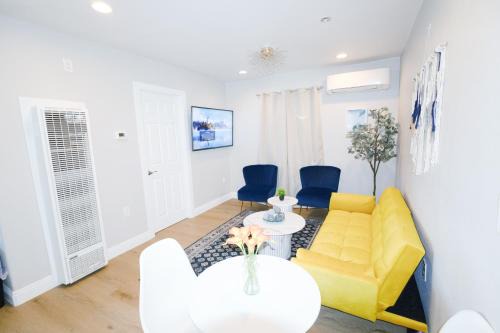 Exotic home Rogers road