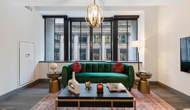 Experience Downtown Chicago at Millennium - Luxury Apartments in The Loop