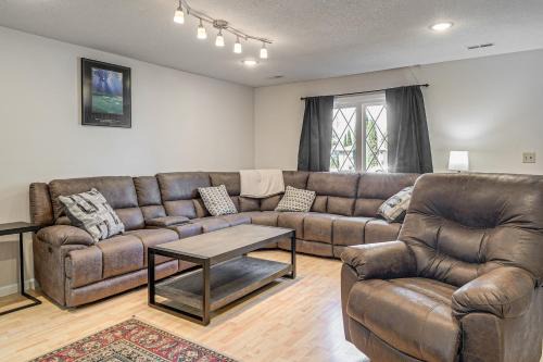 Explore Lincoln! Pet-Friendly Retreat w/Patio