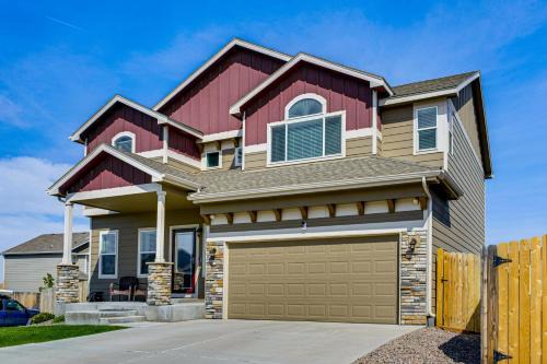 Explore The Springs! Spacious Home w/Patio & Yard