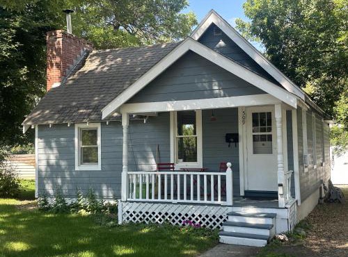 Exquisite 1-Bedroom House On North Church Ave