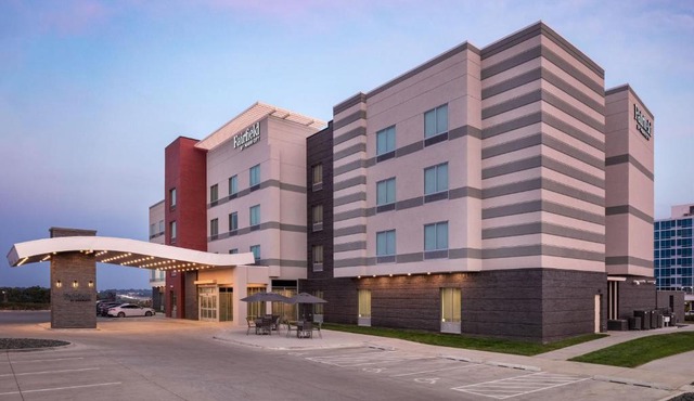 Fairfield by Marriott Inn & Suites Omaha at MH Landing
