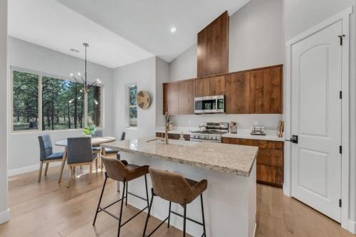 Fairway Luxury Mountain Retreat