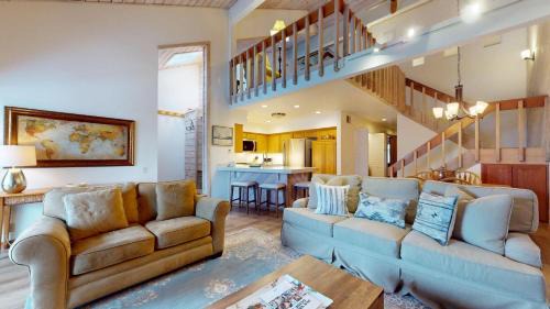 Fairway Nine Condo 4322