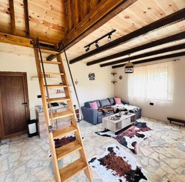 Falcon Cottage,Montenegro