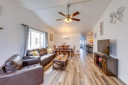 Family-Friendly Columbia Falls Townhome w/Views!