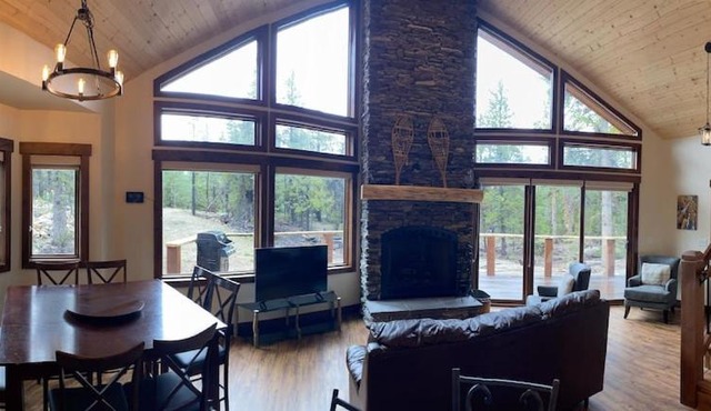 Family Friendly, Pet Friendly, New Build, 20 mi to Breckenridge - Lamplighter Lodge