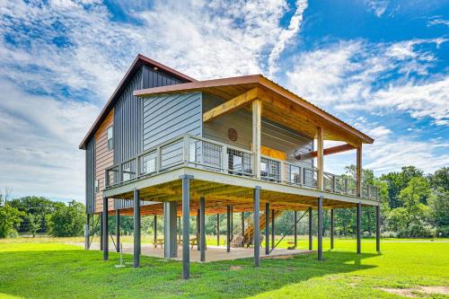 ‘Family Tradition’ Glenwood Cabin w/River Access!