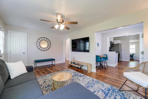 Fayetteville Retreat w/Yard - Walk to Campus!