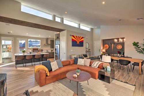 Flagstaff Home w/Patios + Mount Humphries Views!
