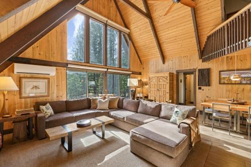 Forest Chal A home