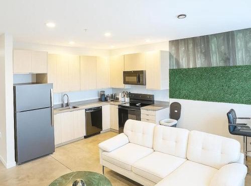 Forestline Suite